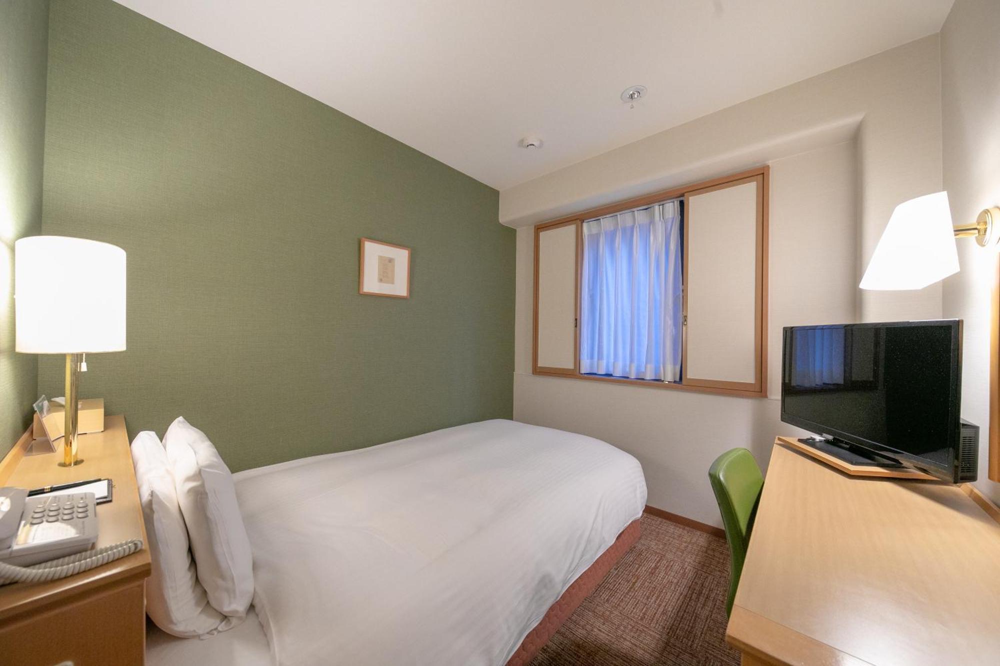Fukuoka Floral Inn Nishinakasu Екстер'єр фото