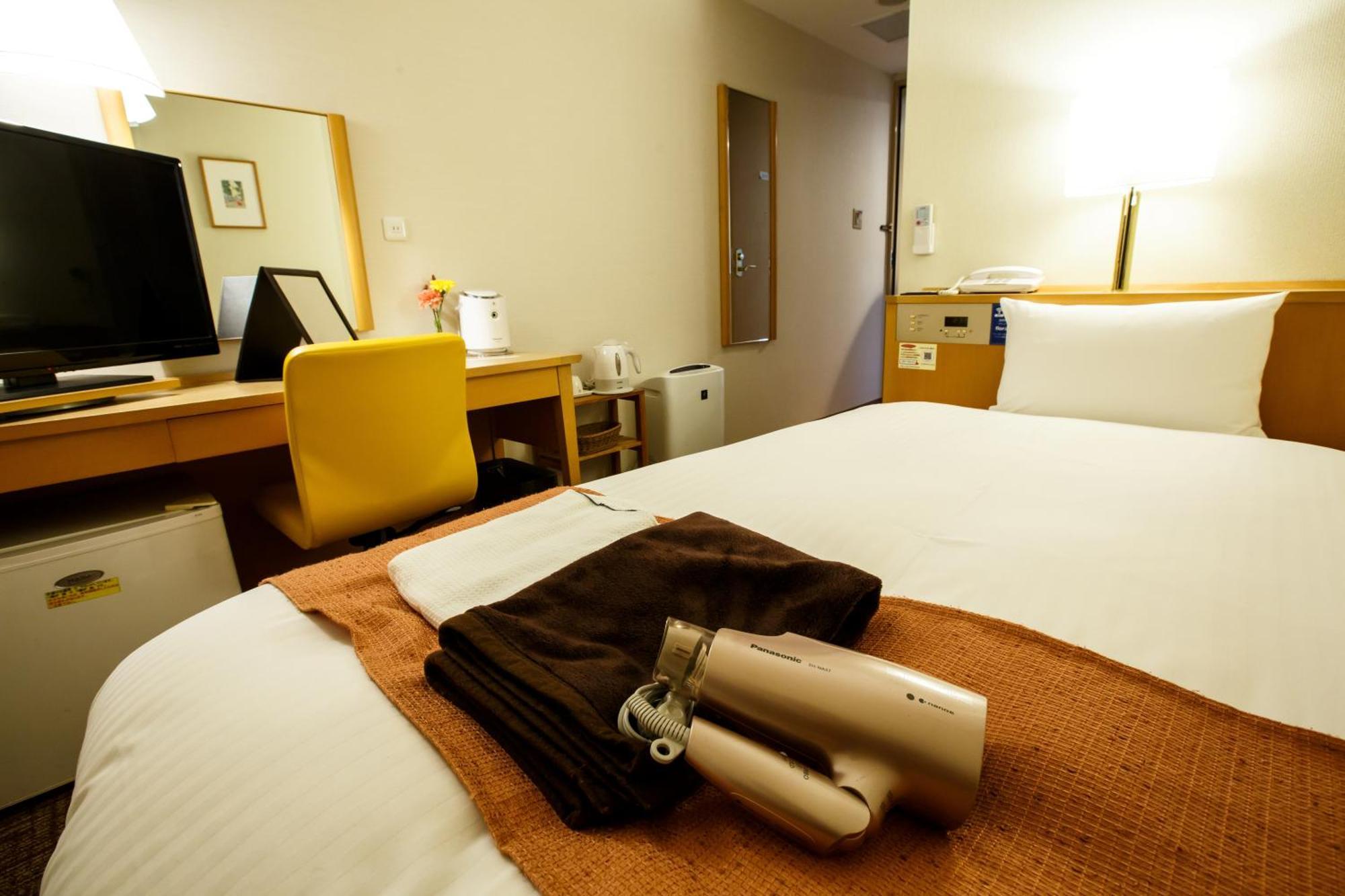 Fukuoka Floral Inn Nishinakasu Екстер'єр фото