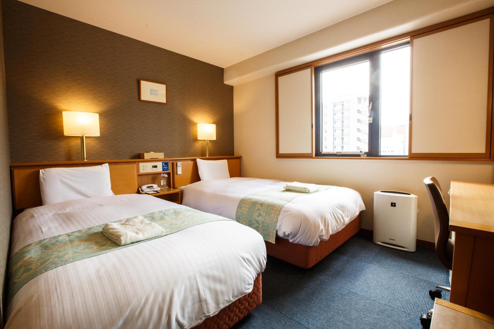 Fukuoka Floral Inn Nishinakasu Екстер'єр фото